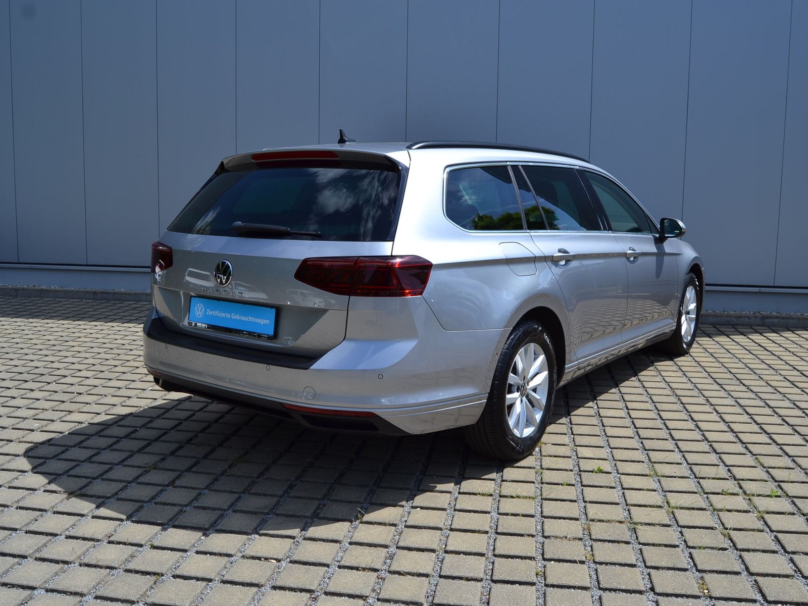 Passat Variant 2.0 TDI DSG Business IQ.DRIVE/AHK