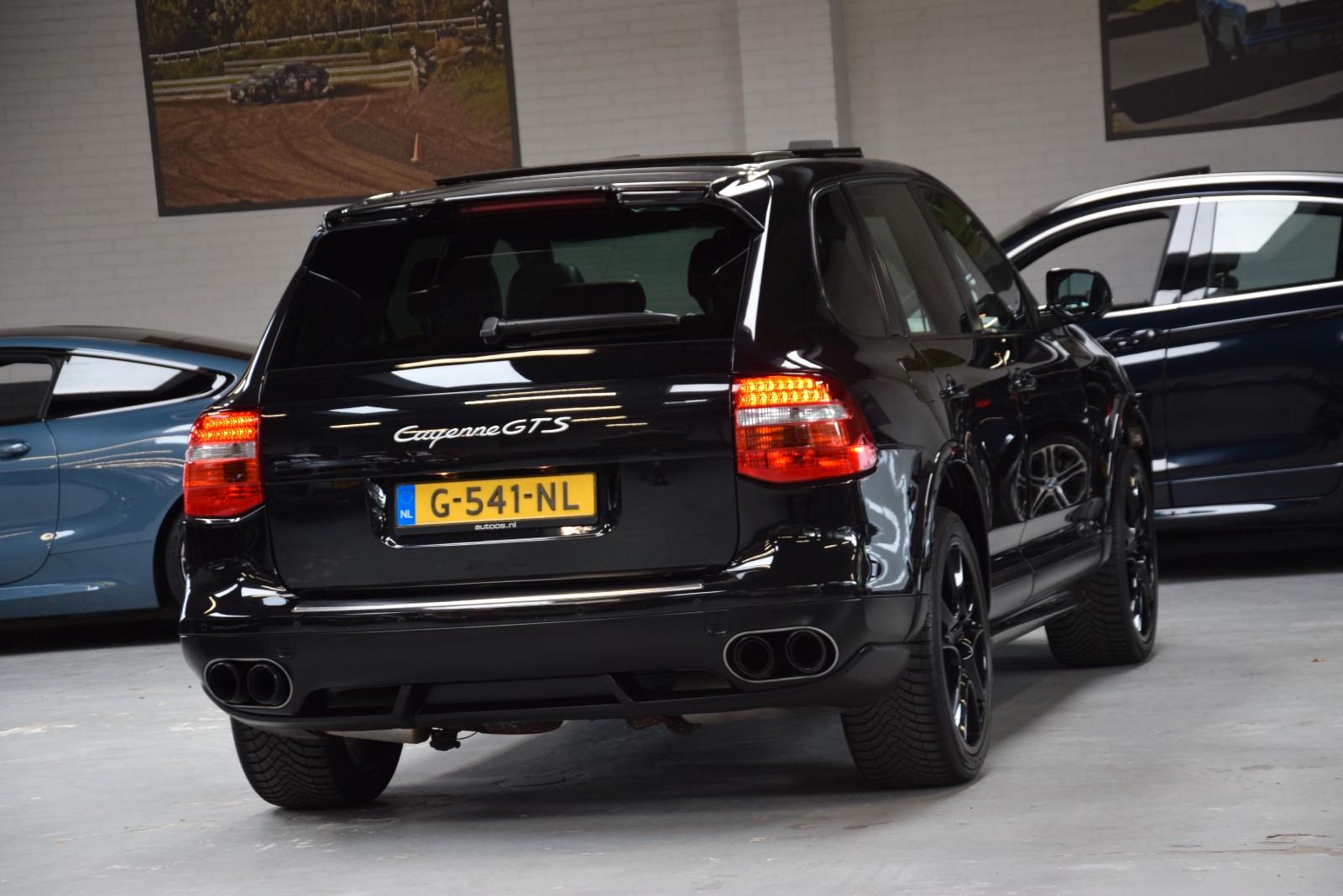 PORSCHE CAYENNE 4.8 GTS 405 ch 4X4 BVA - HAYON ÉLECTRIQUE - PACK SPORT - TOIT PANORAMIQUE