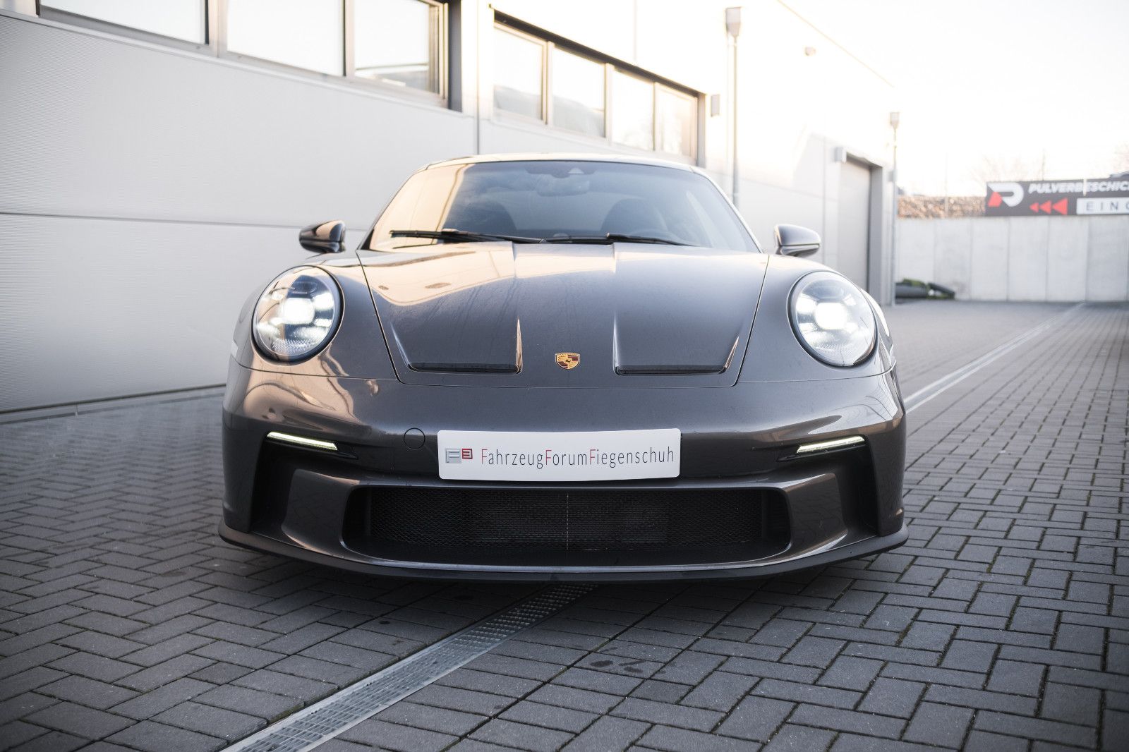 Fahrzeugabbildung Porsche 992/911 GT3 Touring-Lift-BOSE-Kamera-Vollschale