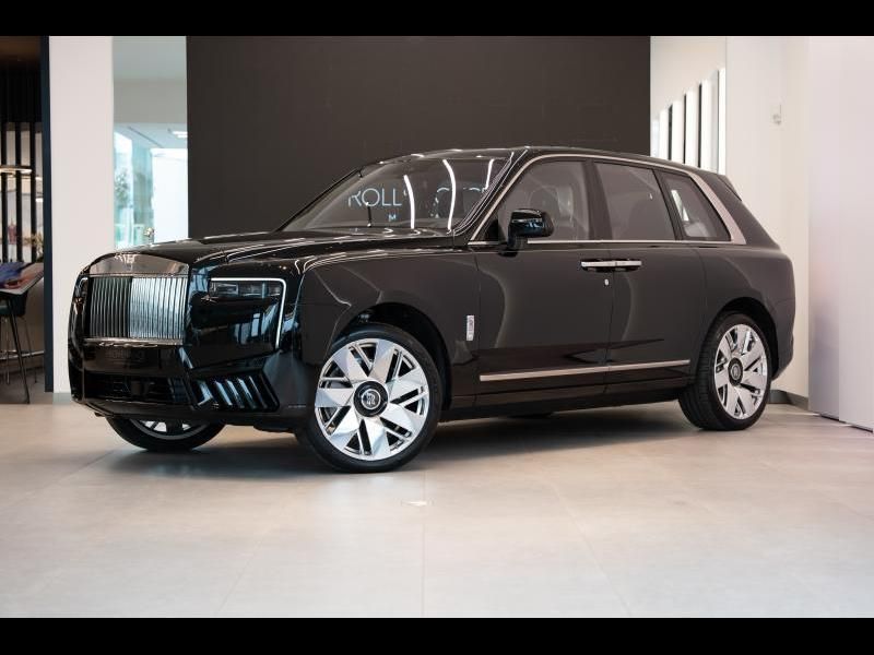 Rolls-Royce Cullinan Provenance 2 Year Warranty &  Service