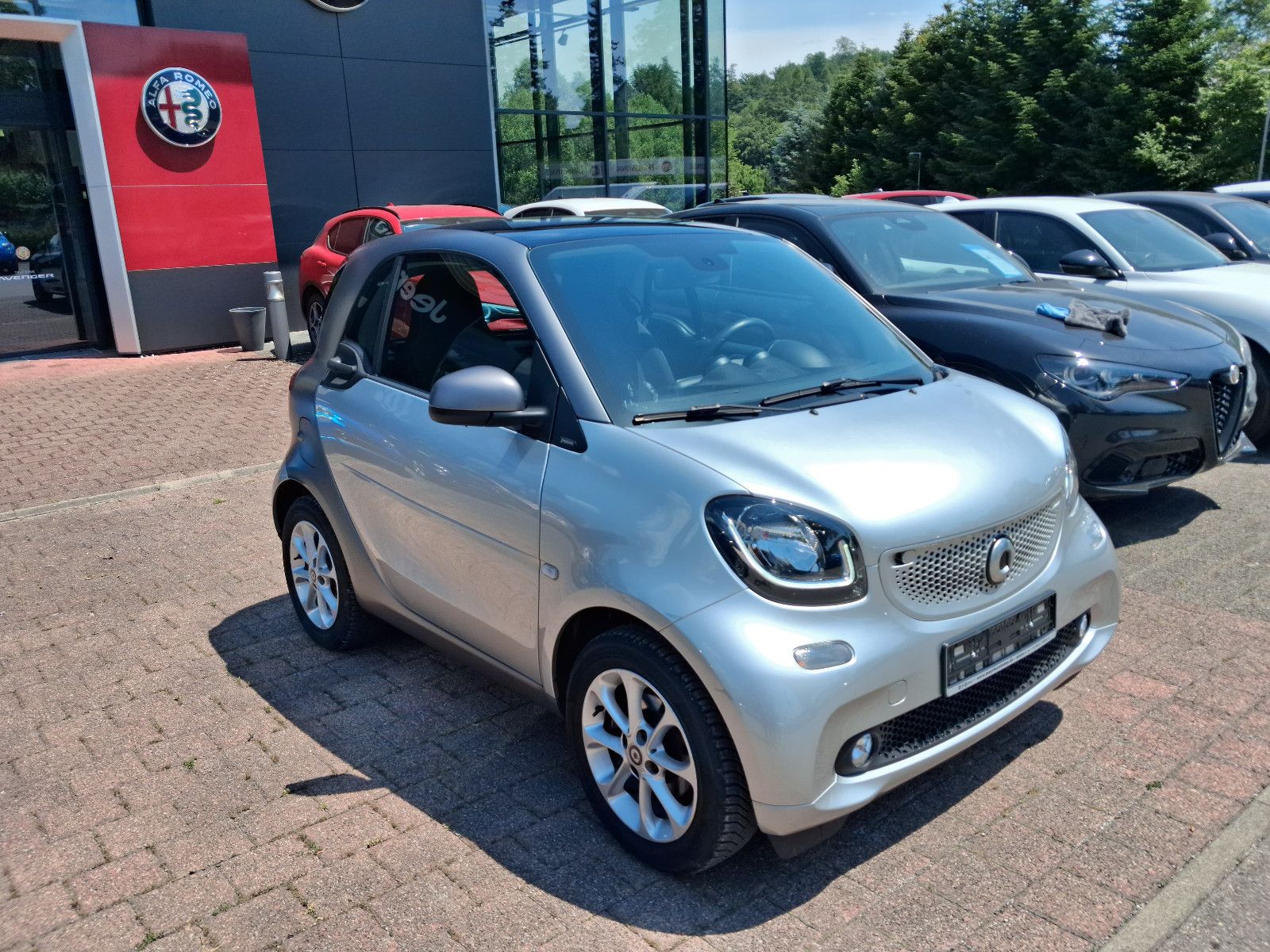 Fahrzeugabbildung Smart ForTwo fortwo coupe 66 kW