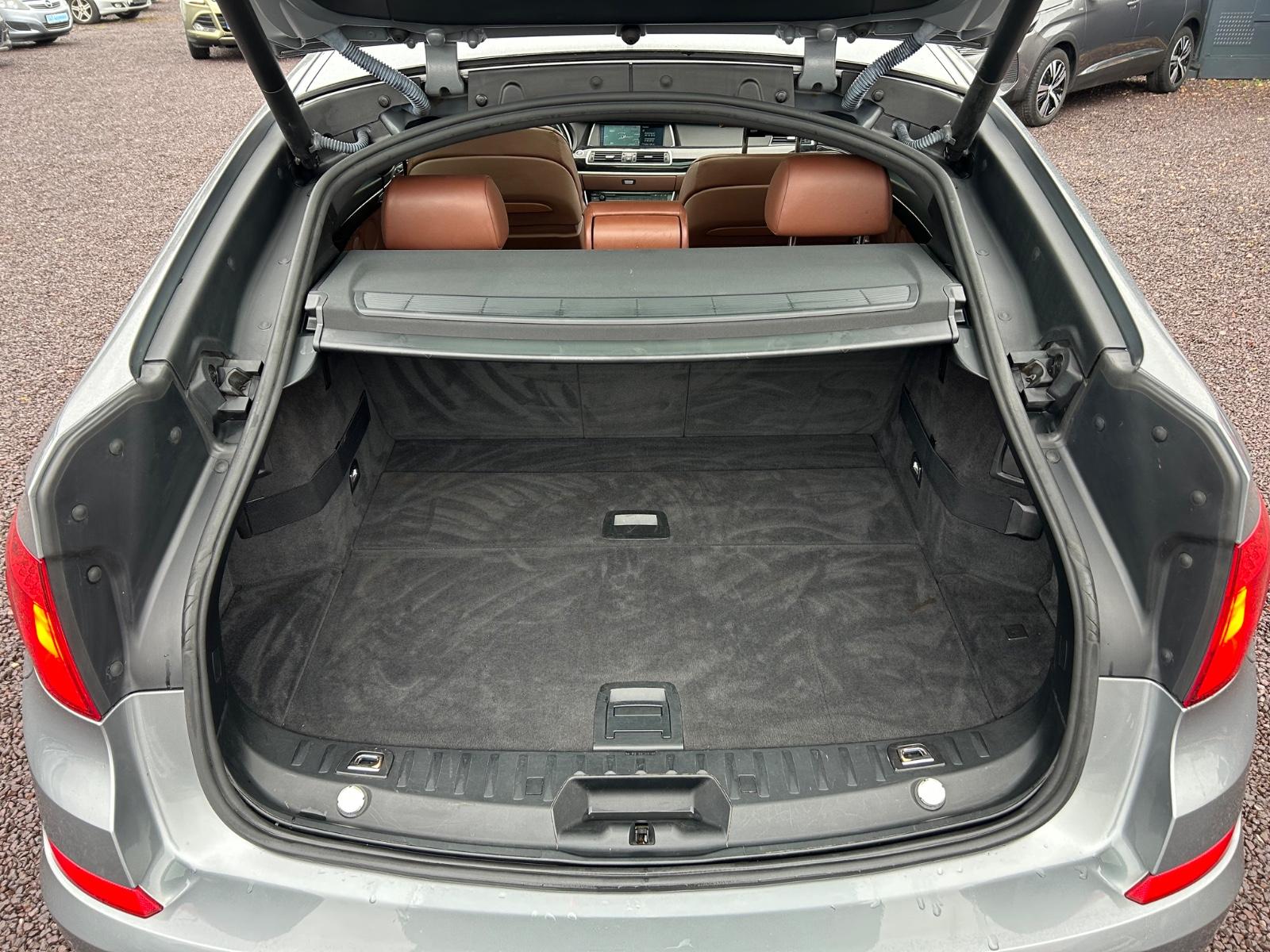 BMW 530d Gran Turismo*ATM 80tkm*Navi*Kamera*Panorama