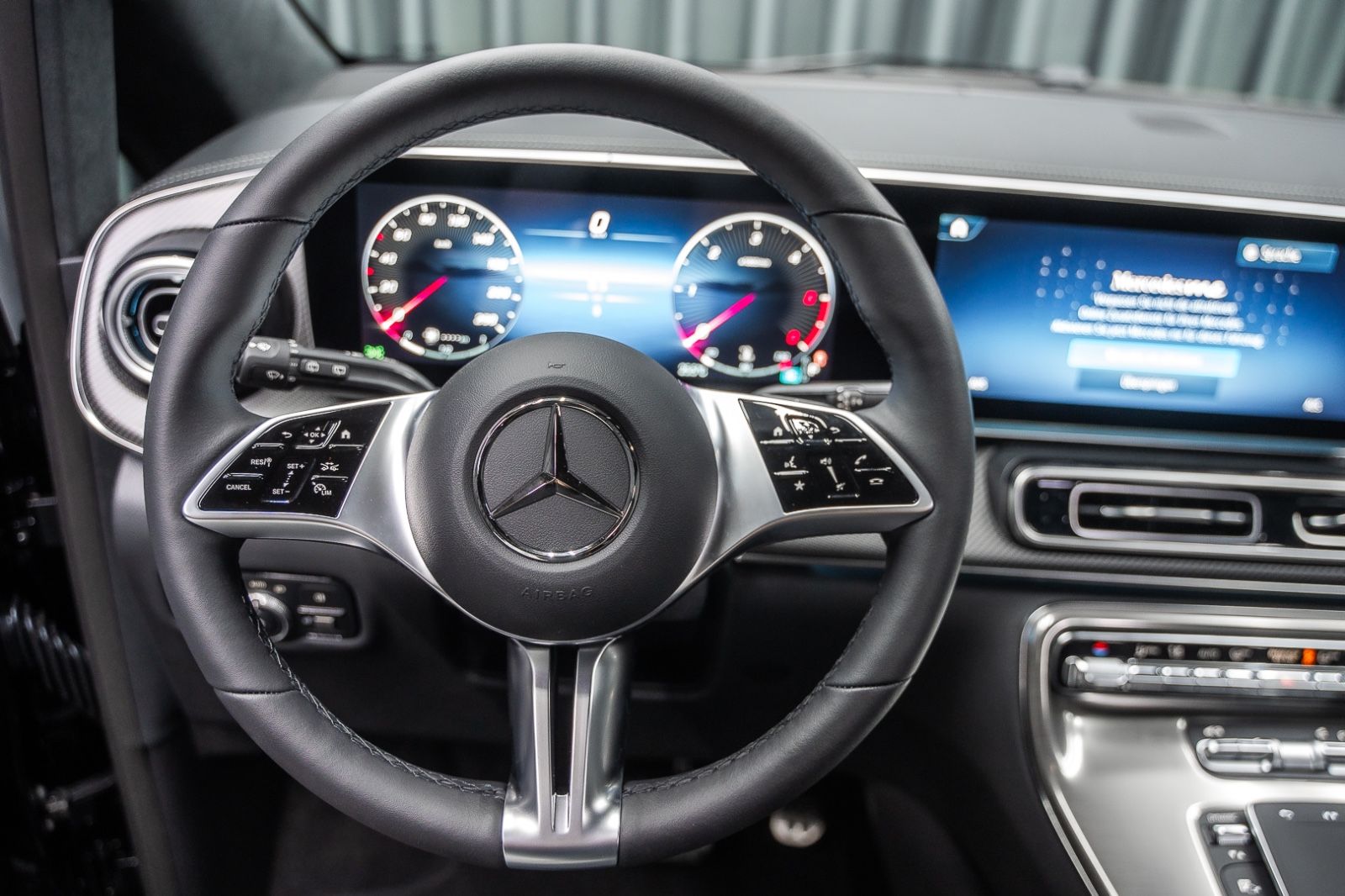 Fahrzeugabbildung Mercedes-Benz V300d EXCLUSIVE 4M Lang AIRMATIC Luxus*VIP*25