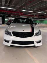 Mercedes-Benz Mercedes C 63, AMG 6,3 Mega Optik !!! - gebrauchte Mercedes-Benz C 63 AMG aus dem Jahr 2009