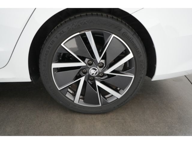 Octavia COMBI CLEVER TDI DSG+NAVI+SITZ-/LENKRADH