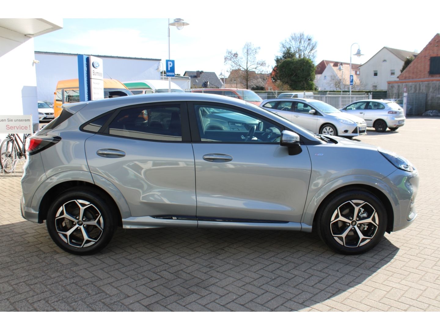 Fahrzeugabbildung Ford Puma 1,0 EB Hybrid ST-Line LED RFK Navi Winter-P