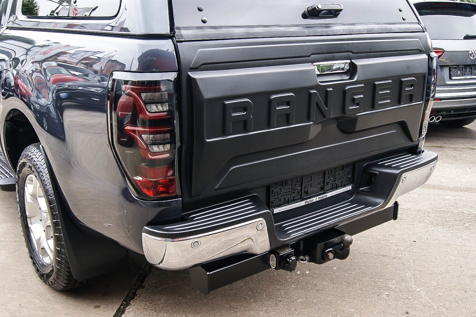 Fahrzeugabbildung Ford Ranger Limited 2.2 Doka 4x4 HARDTOP OFFROAD AHZV