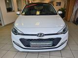Hyundai i20 Style / KLIMA / PANORAMADACH/GARANTIE - gebrauchte Hyundai i20 aus dem Jahr 2014