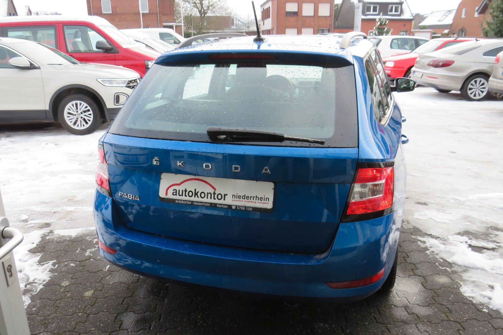 Fahrzeugabbildung SKODA Fabia Combi Ambition SITZH. KLIMA GRA GJ APP 1.H