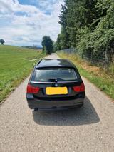 BMW 318d Touring - Voll Leder , wenig KM ! - BMW 318 aus 2011: 318d