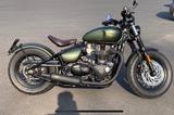 Triumph Bonneville Bobber Black - Offers