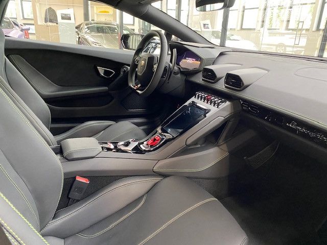Fahrzeugabbildung Lamborghini Huracán EVO Spider*LIFT*DAB*PDC*CAM*MIETKAUF