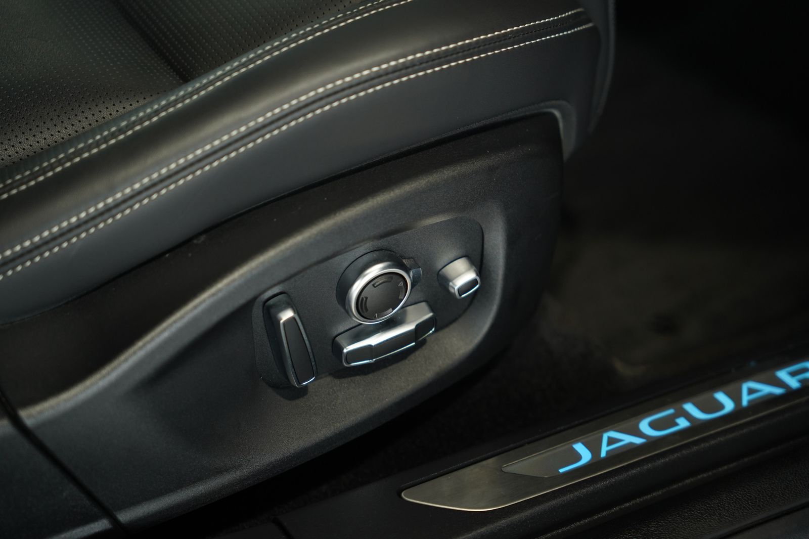 Jaguar I Pace