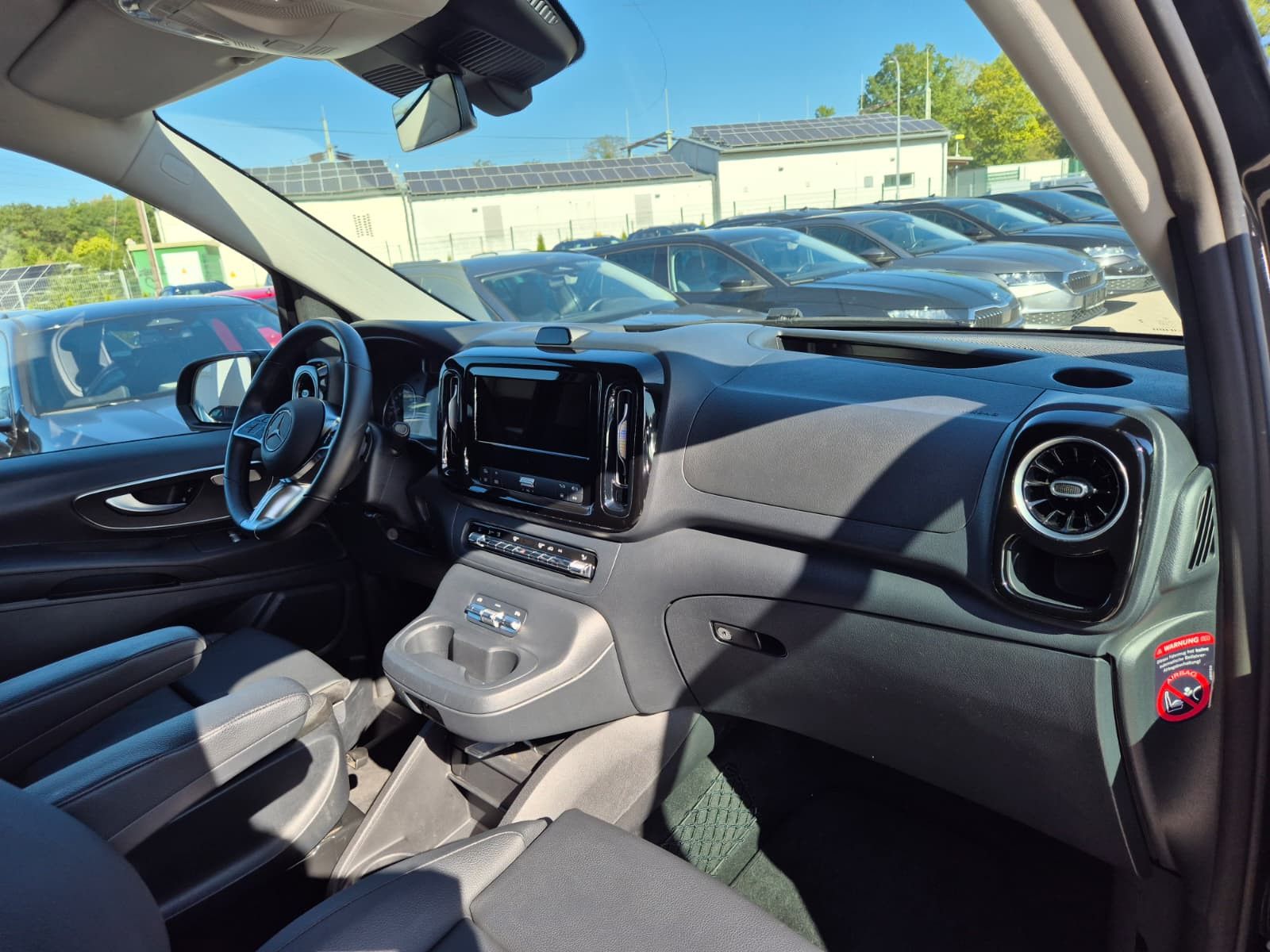 Fahrzeugabbildung Mercedes-Benz Vito 119 Tourer lang SELECT extralang LEDER*AHK