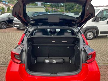 Toyota Yaris - 10