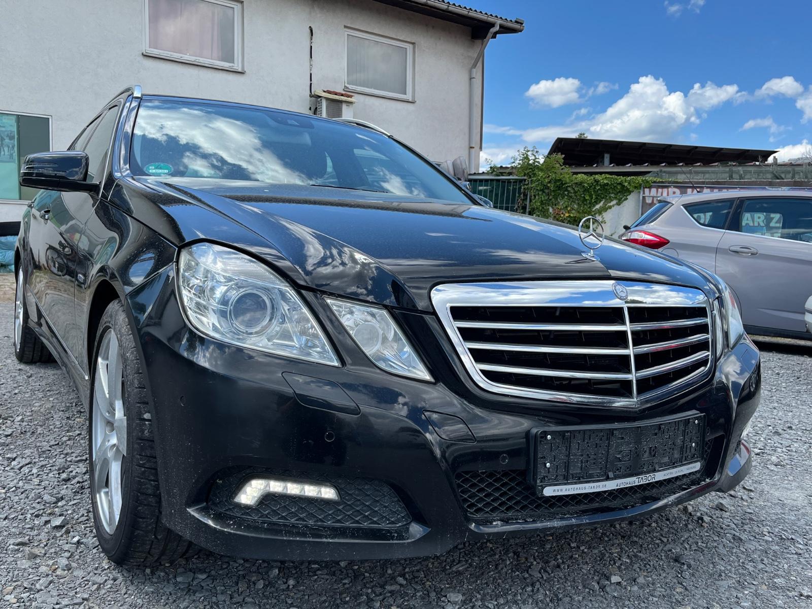 Mercedes-Benz E 350/SHZ/LEDER/LMF/NAVI/EURO 5/NEU/TUV/AU