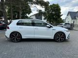 Volkswagen Golf VIII Lim. GTD DSG Matrix Pano 19"R Alu RFK - Volkswagen Golf: GTD Dsg
