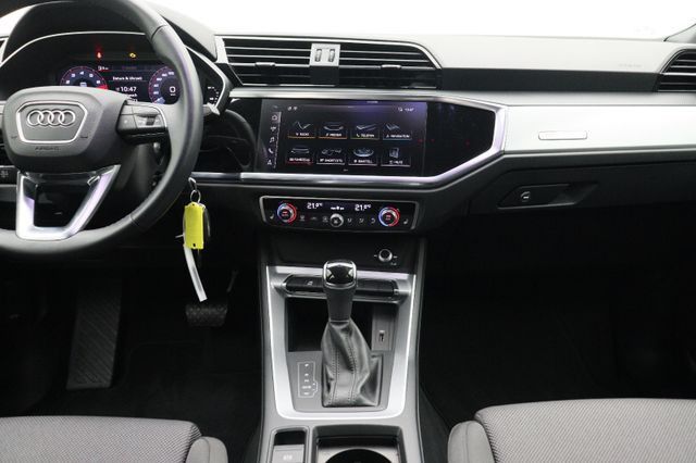 Fahrzeugabbildung Audi Q3 35 TFSI S line AHK Virtual LED