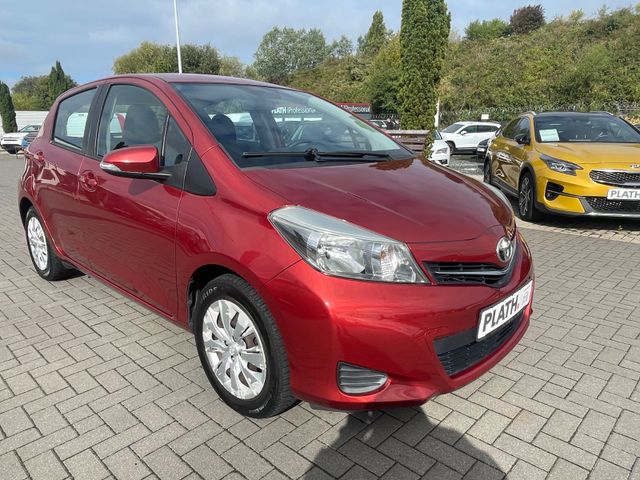 Toyota Yaris  Life / Klima/ Kamera