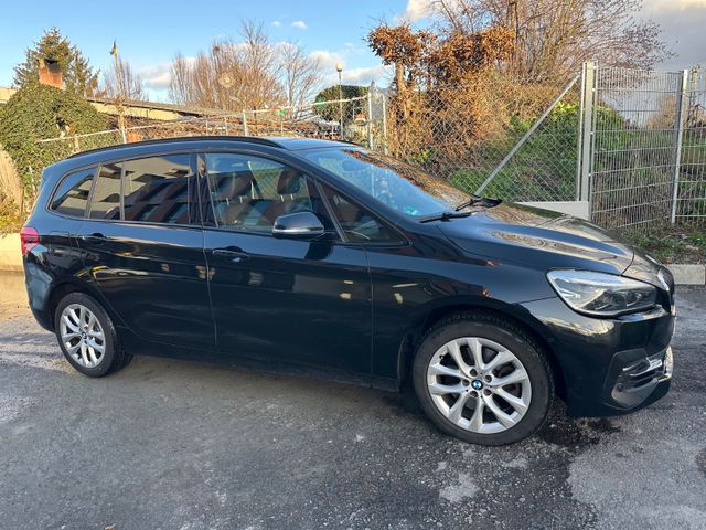 BMW 220 d Gran Tourer Luxury Line*PANO*LEDER*7-SiTZE