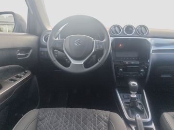 Fotografie 10 des Suzuki Vitara 1.4 Comfort+ Schiebedach Navi Kamera LED