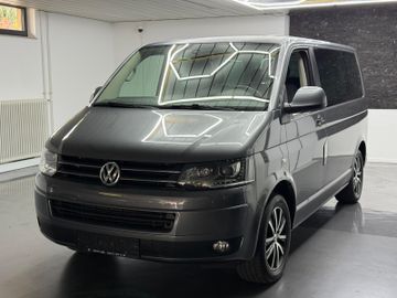 Volkswagen T5 Multivan - 1