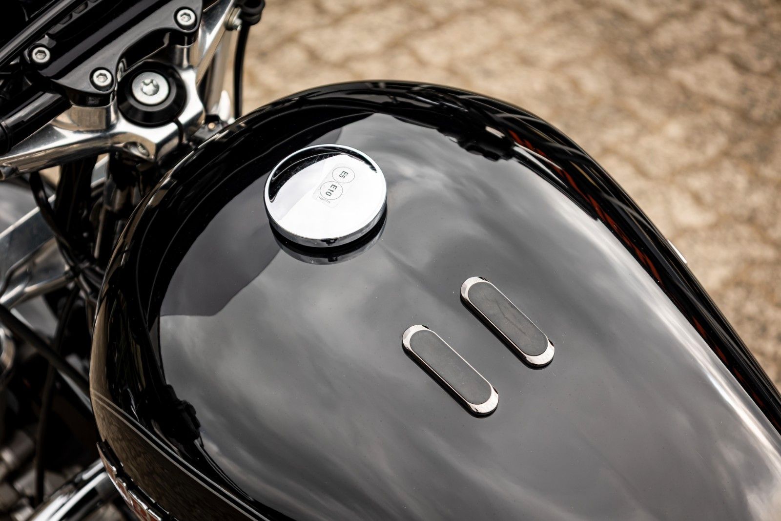 Fahrzeugabbildung Harley-Davidson XL883L SUPERLOW SPORTSTER