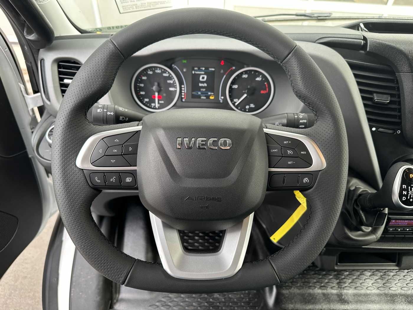 Fahrzeugabbildung Iveco Daily 70C18 HA8 *LBW*Schwenkwandkoffer*
