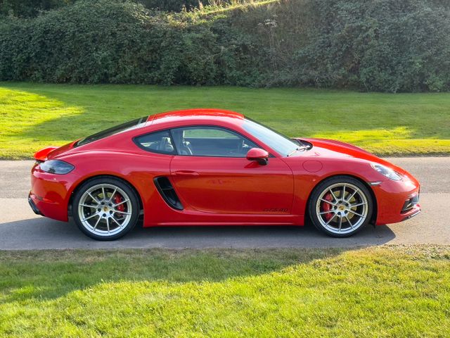 Porsche Cayman GTS 4.0