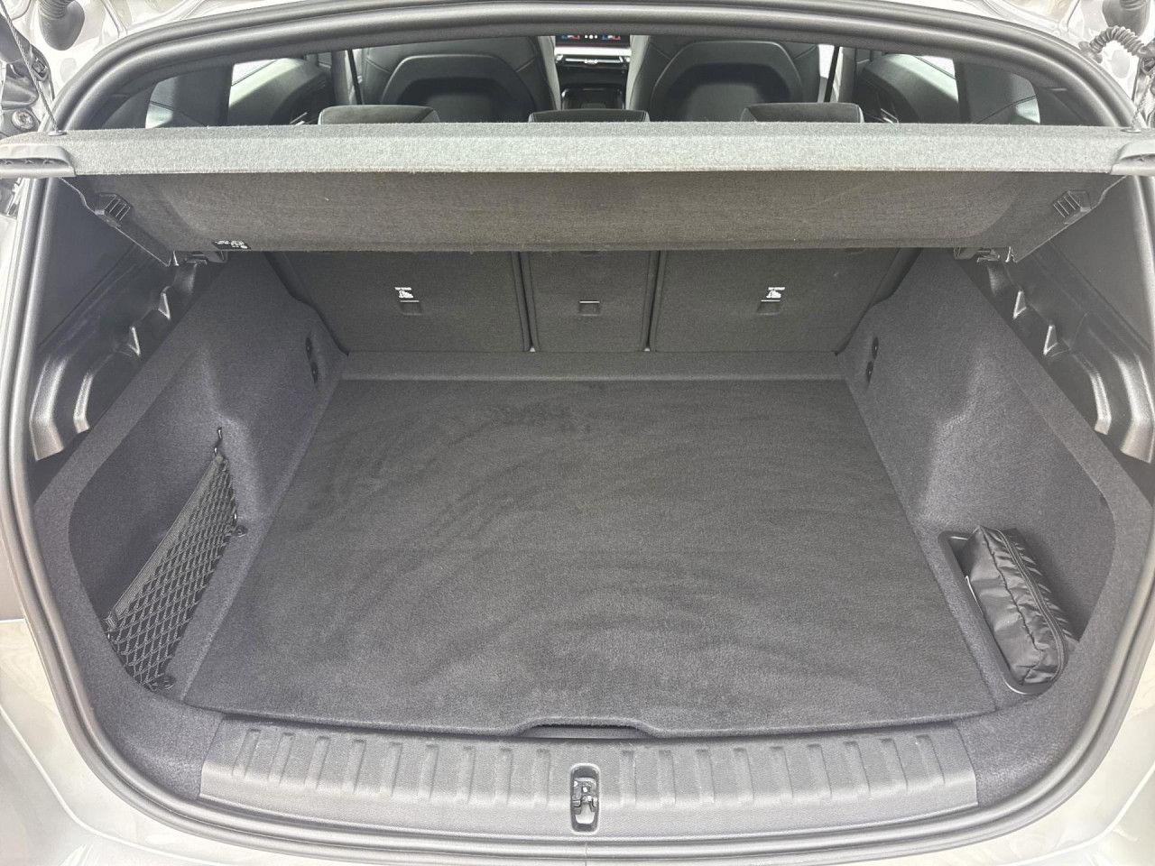 BMW X1 sDrive18i M SPORT AHK,AdapLED,Hifi,Kam,KomZu