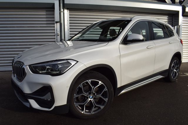 BMW X1 sDrive 18 i X-Line Navi/Leder/Sitzhzg./Keyles