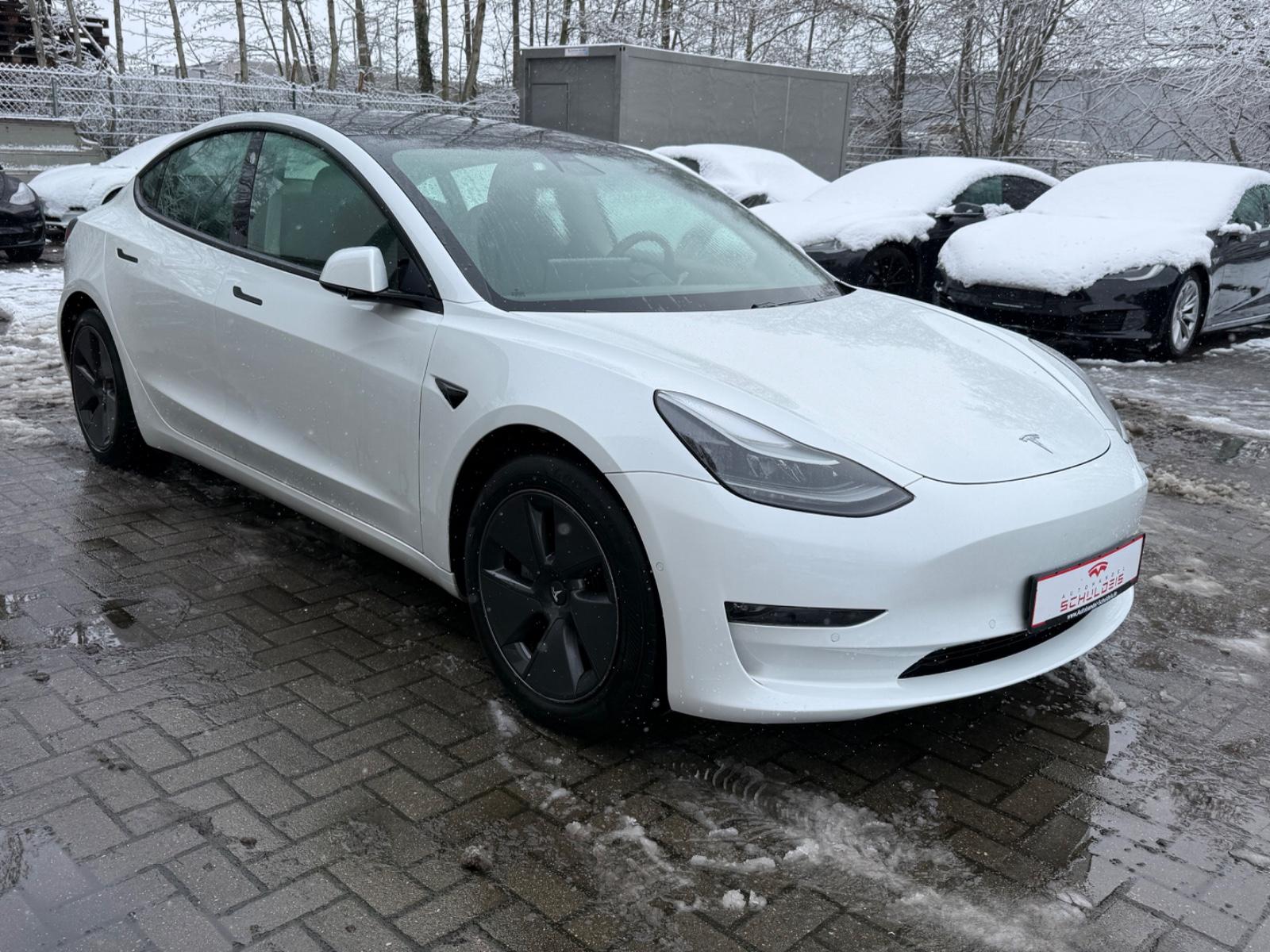 Tesla Model 3 Long-Range FSD Autopilot  AWD Wärmepumpe