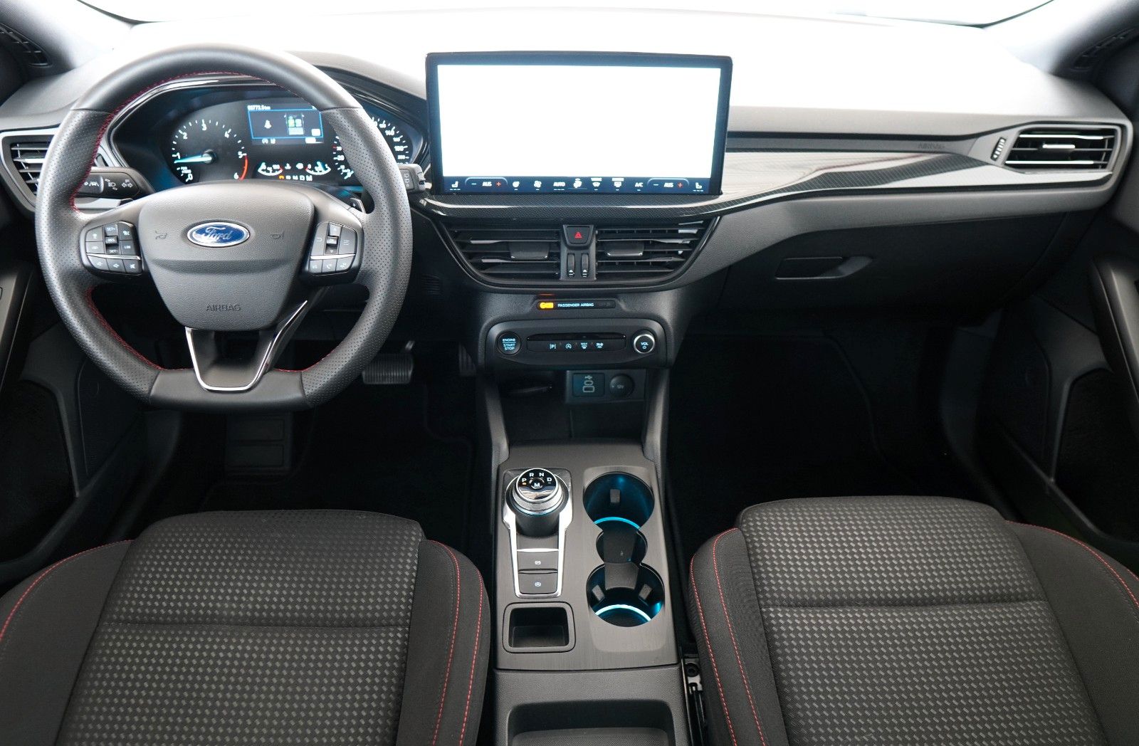 Fahrzeugabbildung Ford Focus Turnier ST-Line *MwSt*1.Hand*Autom.*Navi*