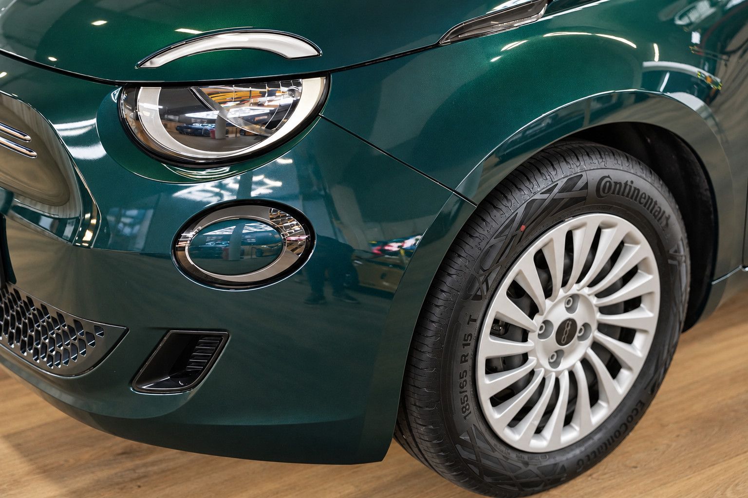 Fahrzeugabbildung Fiat 500 e Action *Klima*Sonderlackierung*Bluetooth