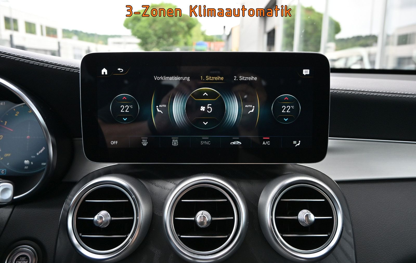 Fahrzeugabbildung Mercedes-Benz GLC 300 de 4MAT. AMG LINE °ACC°HEAD-UP°MEMORY°