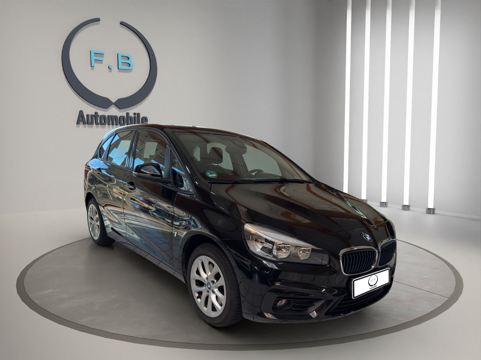 BMW 225 xe Advantage/HYBRID/SHZ/PDC/SD/PD/UVM..