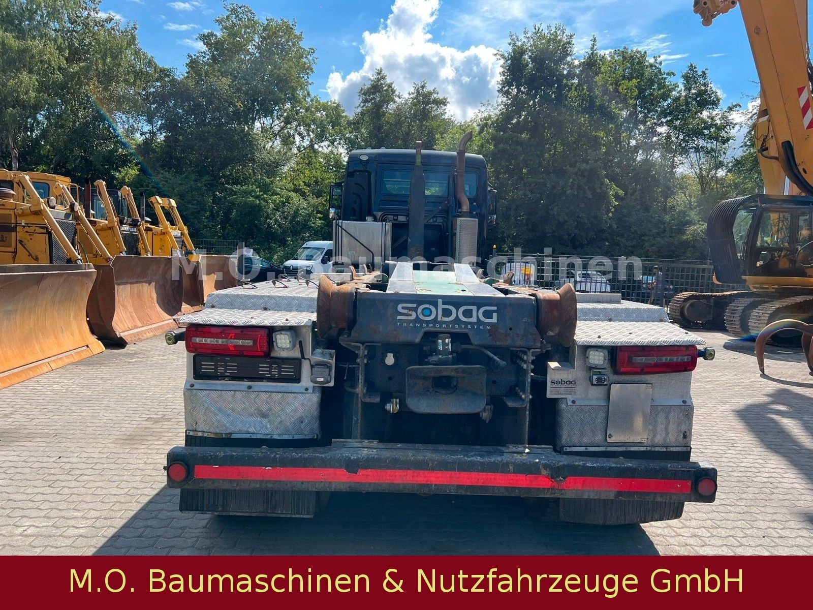 Fahrzeugabbildung MAN TGS 35.460/ Euro6/AC/8x4/Sobag B 26.59SK/