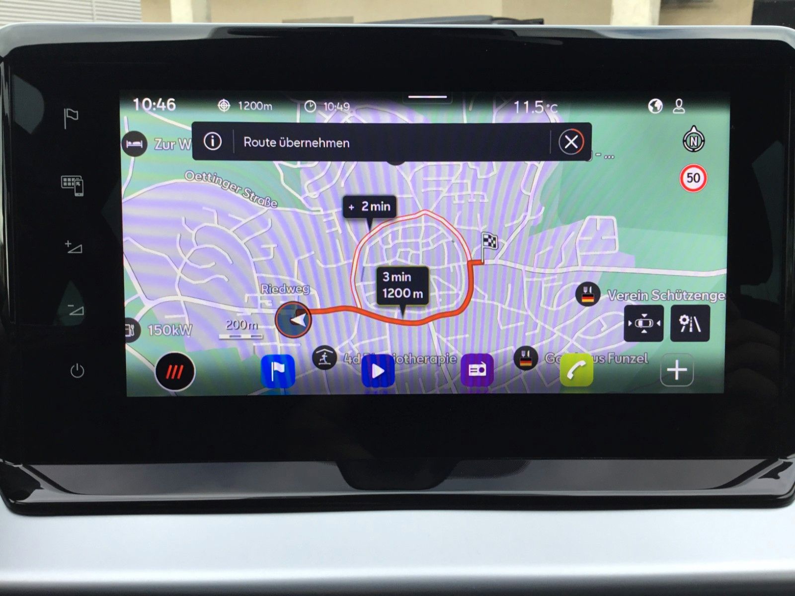 Fahrzeugabbildung SEAT Arona FR 1.5 TSI DSG+AHK+ACC+17"+Navi+Kamera