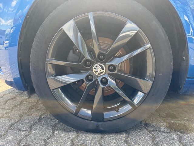 Octavia Combi Style 1.5 TSI AHK RearView Climatr