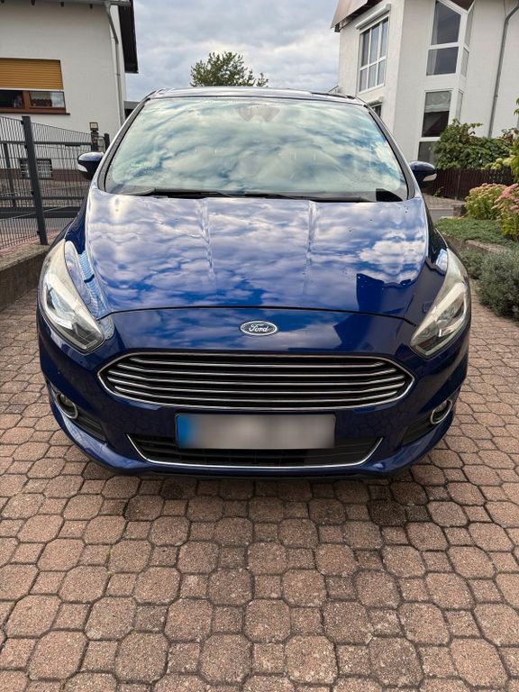 Image of Ford S-Max