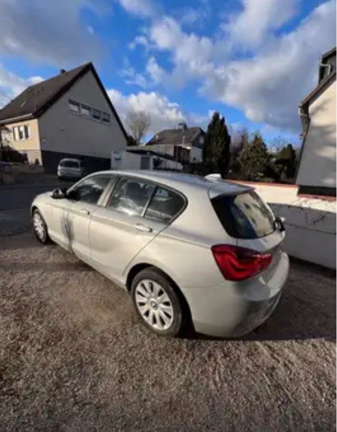 BMW 118