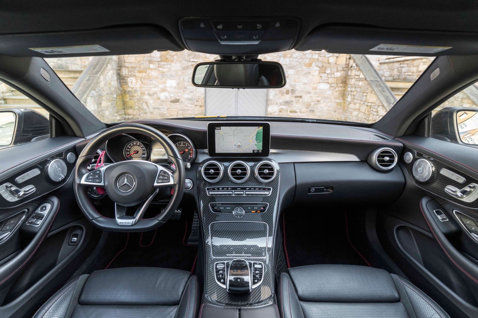 Fahrzeugabbildung Mercedes-Benz C 43 AMG C63 Optik BURMESTER CARBON KAM LED NAV