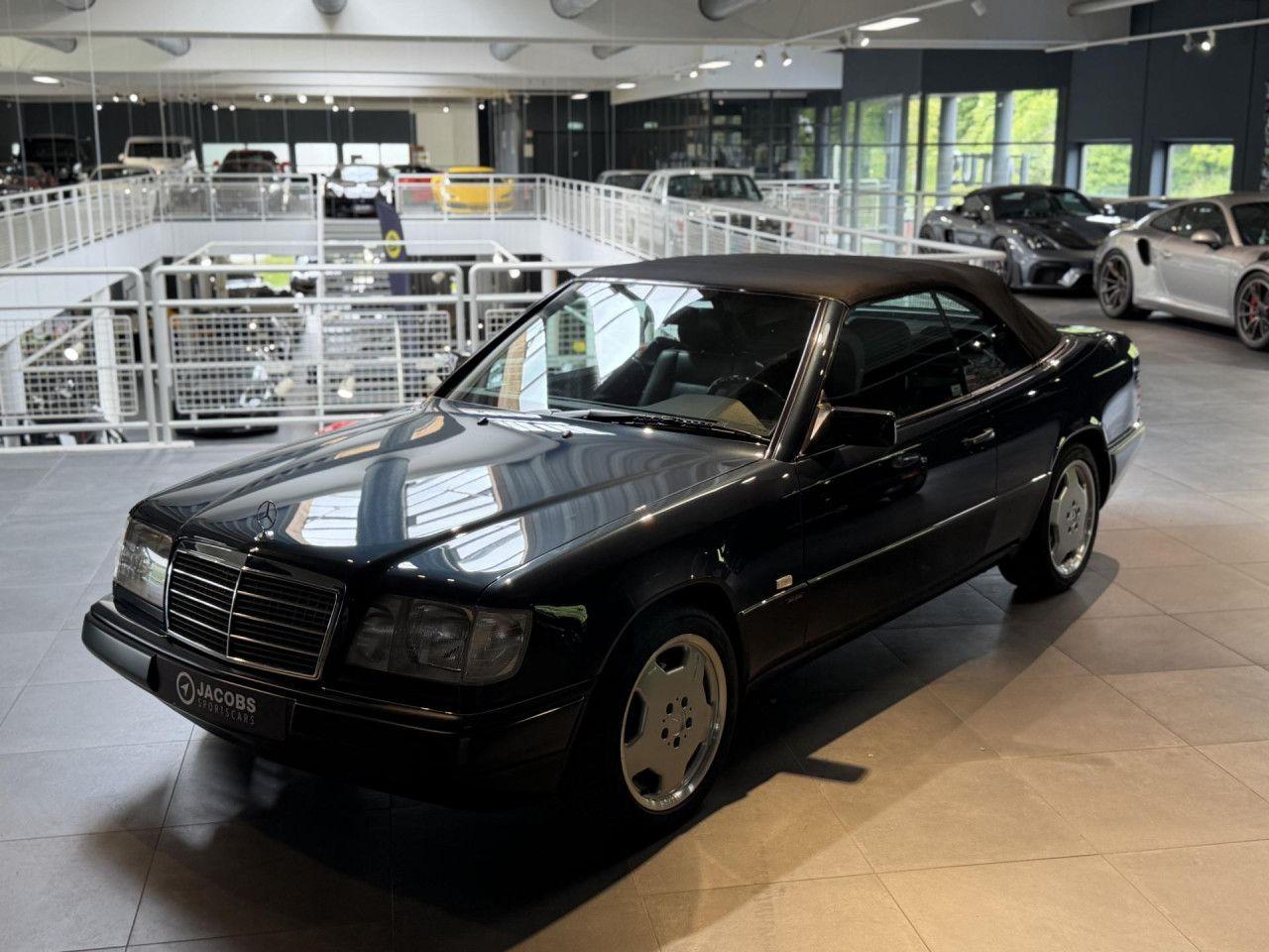 Mercedes-Benz E 200 Cabrio Final Edition Deutsch! Top! AMG 17"
