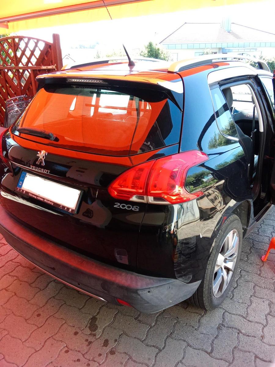 Peugeot 2008 2015 — photo 7