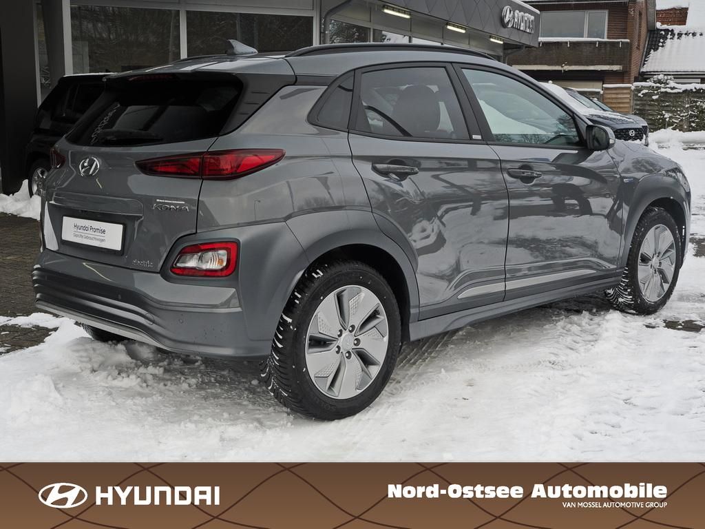 Fahrzeugabbildung Hyundai KONA EV Advantage ACC AUT Kam. KlimaA LM Navi