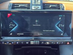 Fahrzeugabbildung DS Automobiles DS 7 Crossback 1.6 E-Tense 300 4x4 Rivoli
