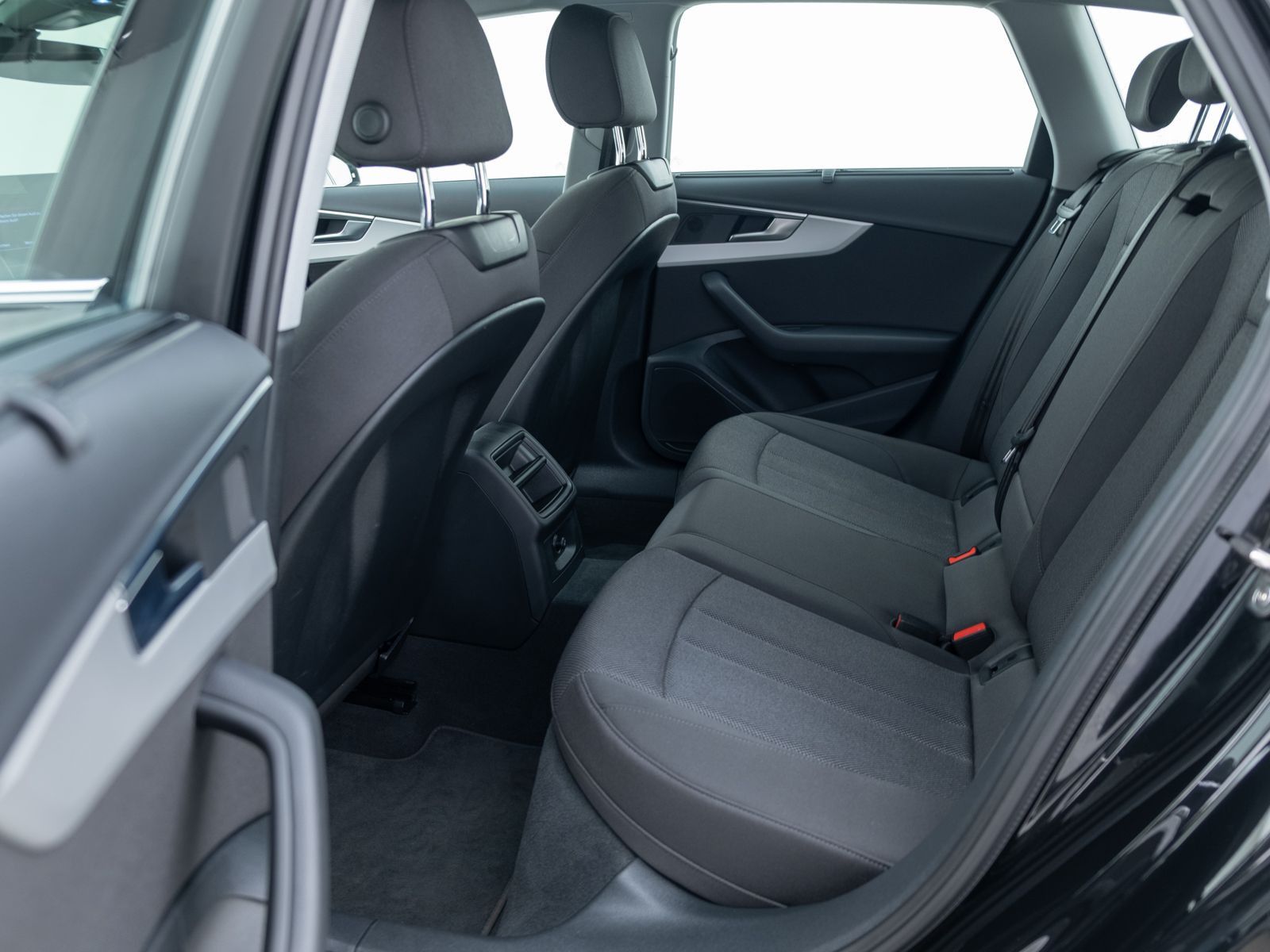 Audi A4 - Bild 19