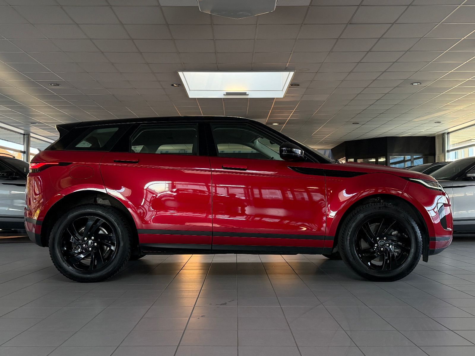 Fahrzeugabbildung Land Rover Range Rover Evoque S /KAMERA/CAR-PLAY/L-HEIZUNG