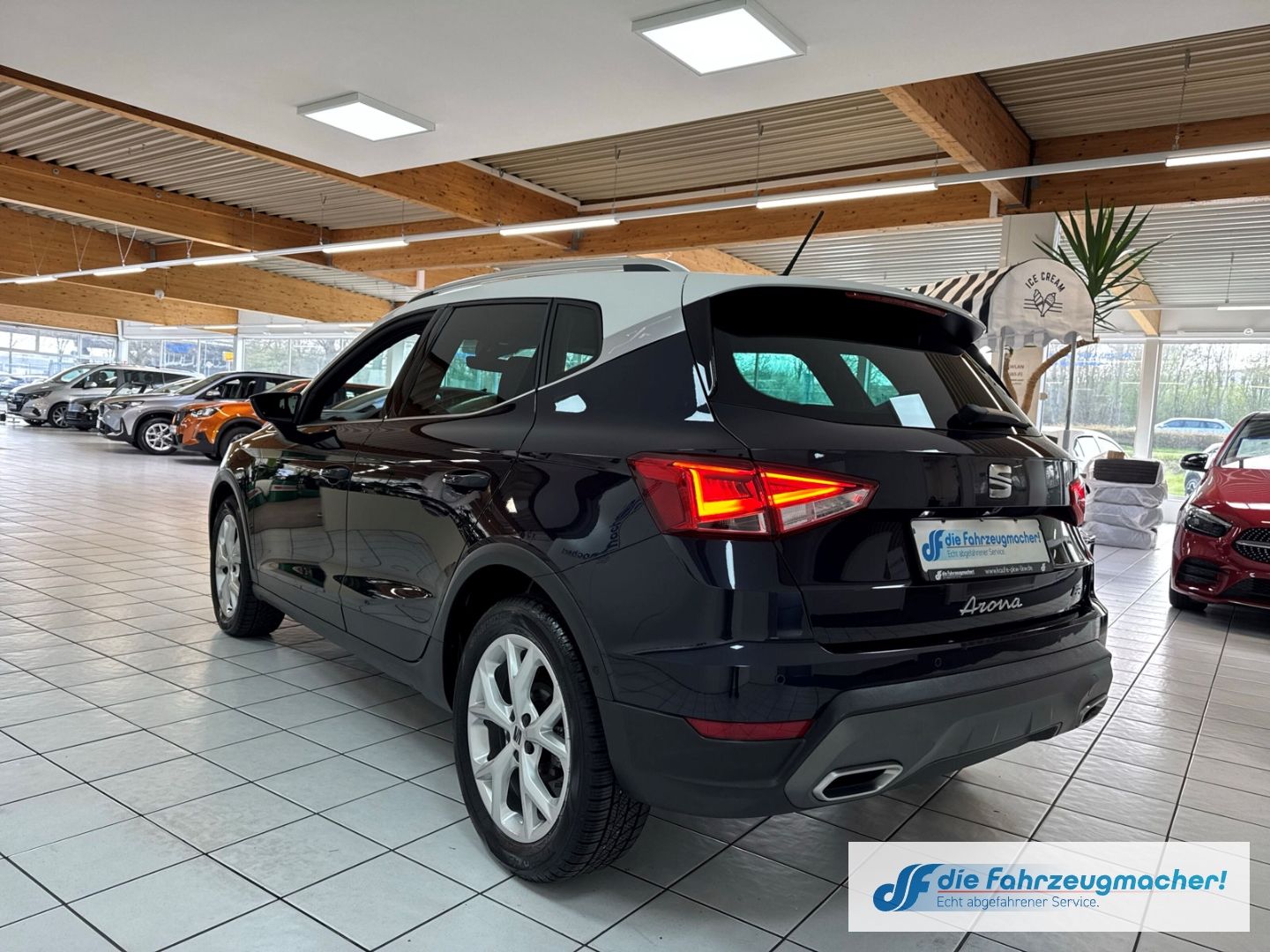 Fahrzeugabbildung SEAT Arona FR Navi Digitales Cockpit LED Sperrdiff. A