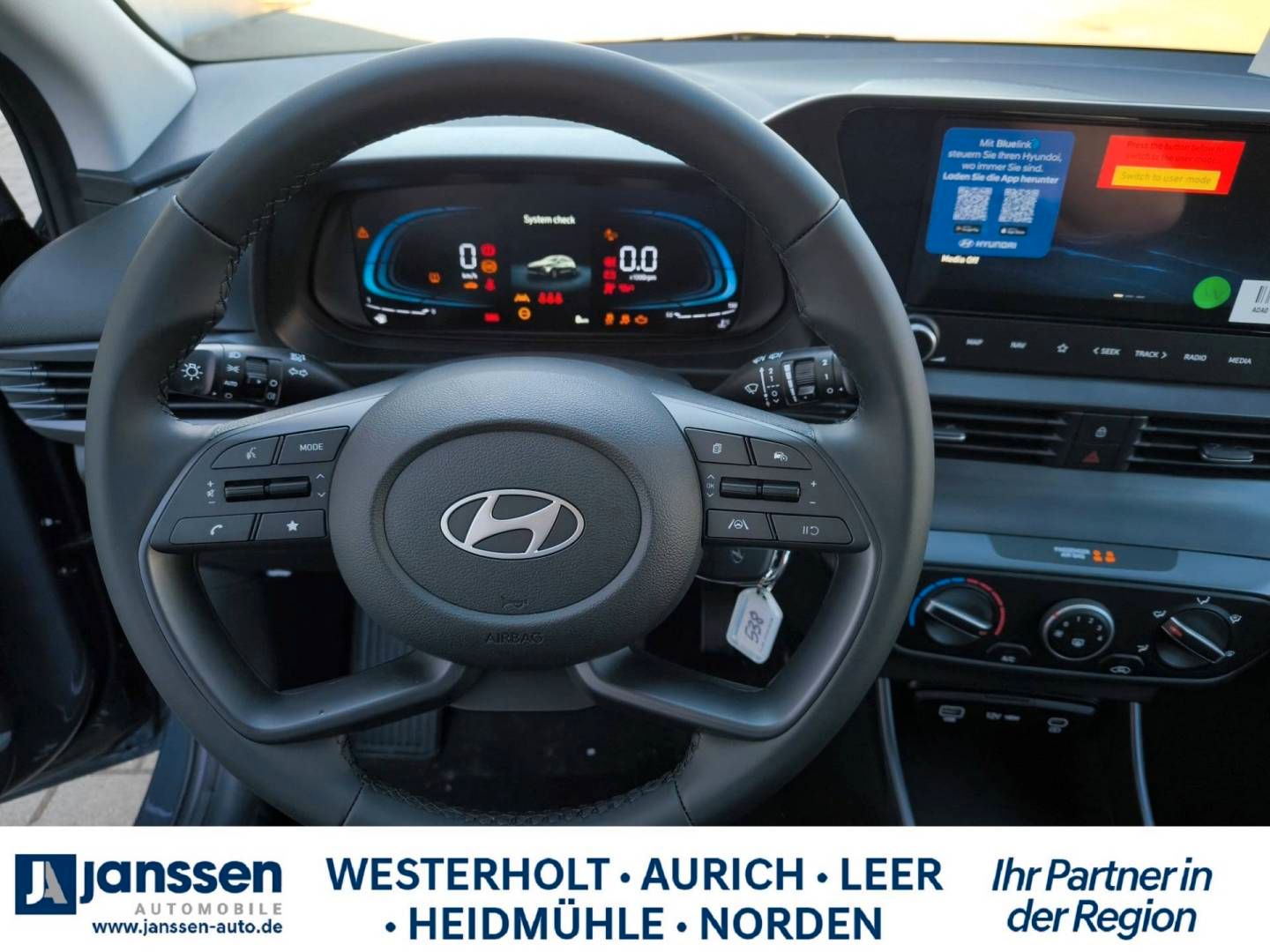 Fahrzeugabbildung Hyundai i20 Select, Funktionspaket/PDC hinten/Navi/Rück